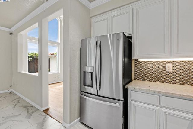 1205 Amber Ct, San Leandro, CA 94577