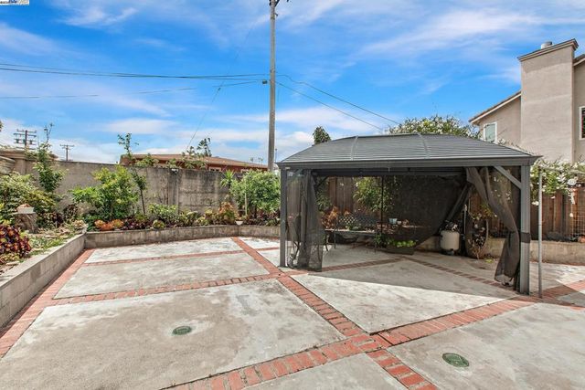 1205 Amber Ct, San Leandro, CA 94577