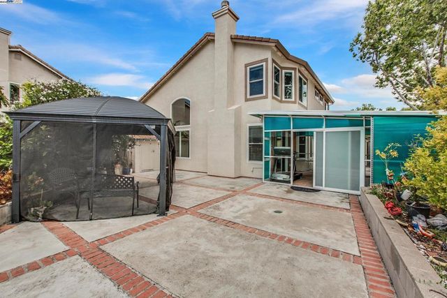 1205 Amber Ct, San Leandro, CA 94577