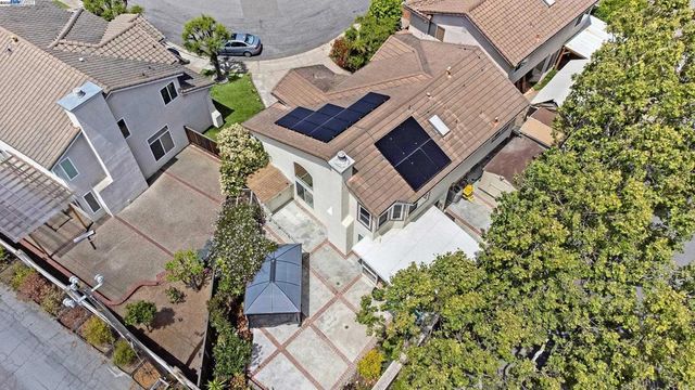 1205 Amber Ct, San Leandro, CA 94577