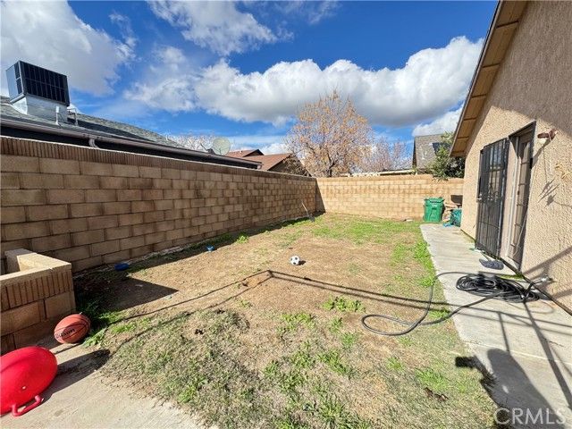 45015 Denmore Avenue, Lancaster, CA 93535