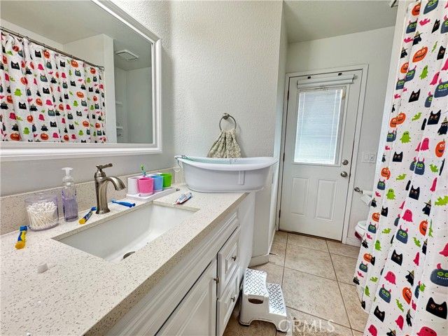 45015 Denmore Avenue, Lancaster, CA 93535