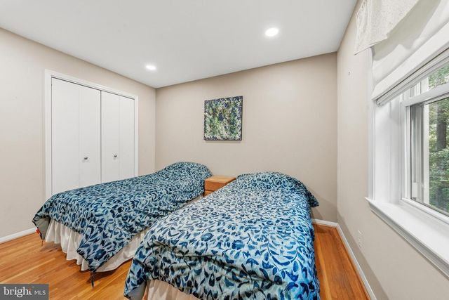7779 TIVERTON DR, Springfield, VA 22152