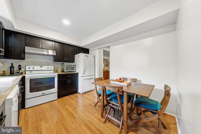 7779 TIVERTON DR, Springfield, VA 22152