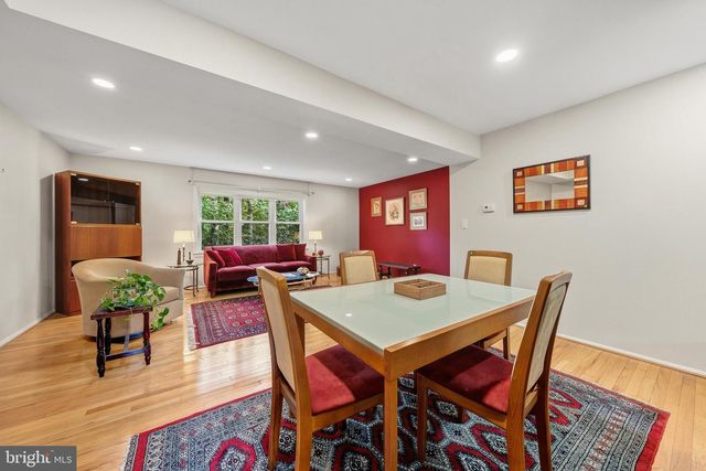 7779 TIVERTON DR, Springfield, VA 22152