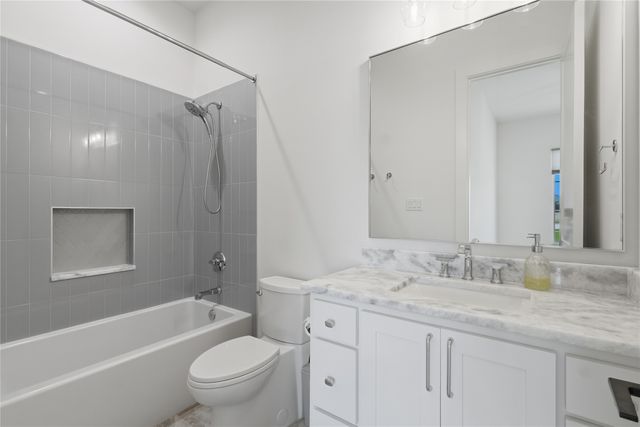 4411 Tea Olive Trail, Midlothian, TX 76065
