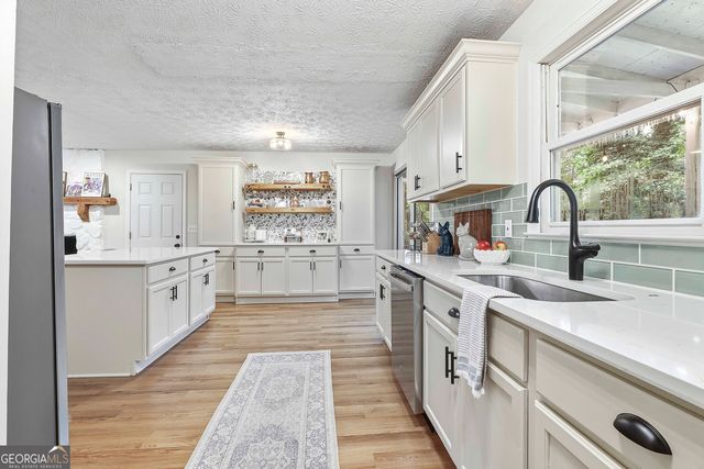 195 Oak Street, Fayetteville, GA 30215