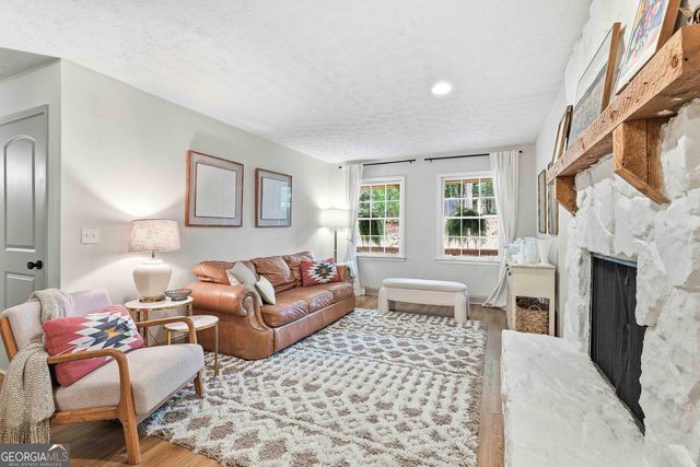 195 Oak Street, Fayetteville, GA 30215