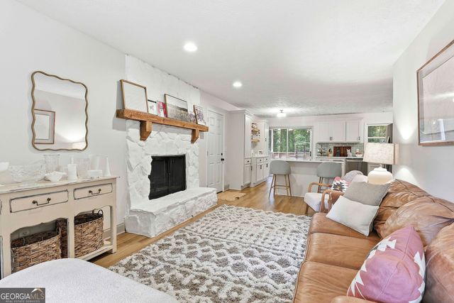 195 Oak Street, Fayetteville, GA 30215
