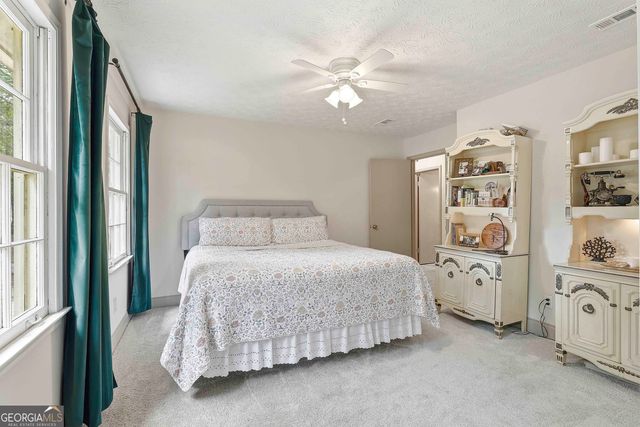 195 Oak Street, Fayetteville, GA 30215