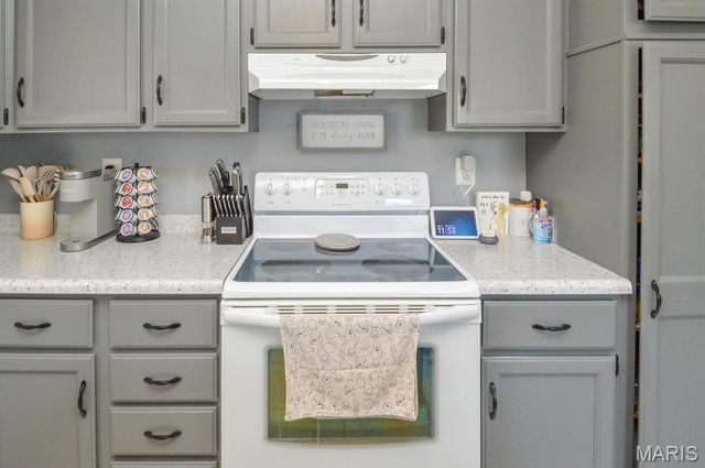 7342 W Main Street, Maryville, IL 62062