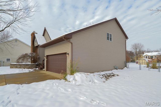 7342 W Main Street, Maryville, IL 62062