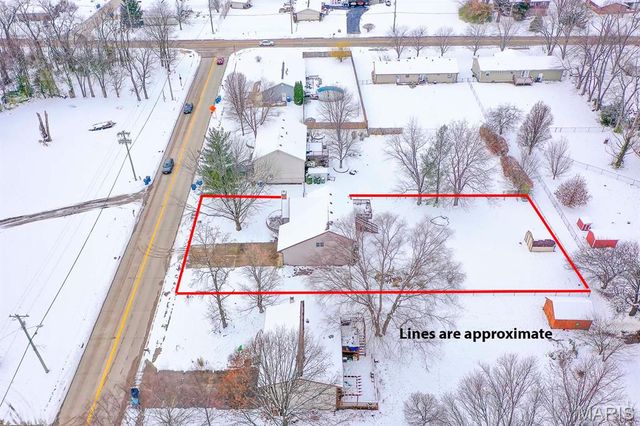 7342 W Main Street, Maryville, IL 62062