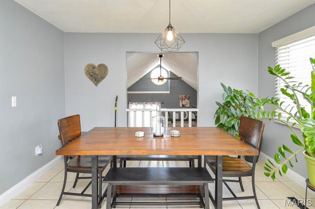 7342 W Main Street, Maryville, IL 62062