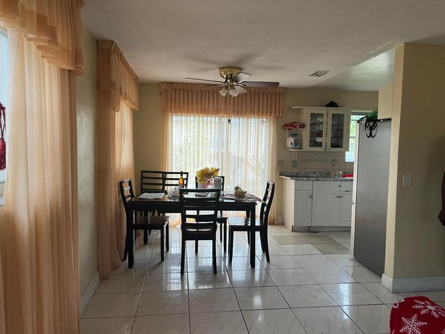 509 SW 10TH Street, Delray Beach, FL 33444