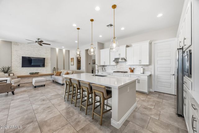9748 E THEIA Drive, Mesa, AZ 85212