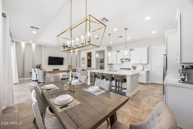 9748 E THEIA Drive, Mesa, AZ 85212