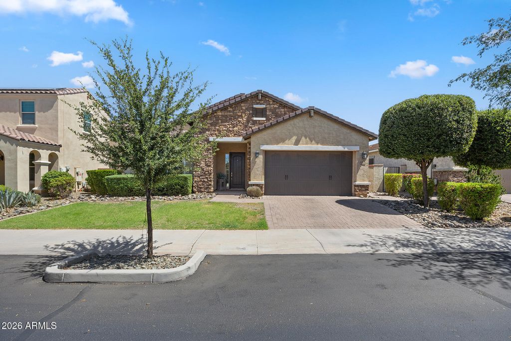 9748 E THEIA Drive, Mesa, AZ 85212