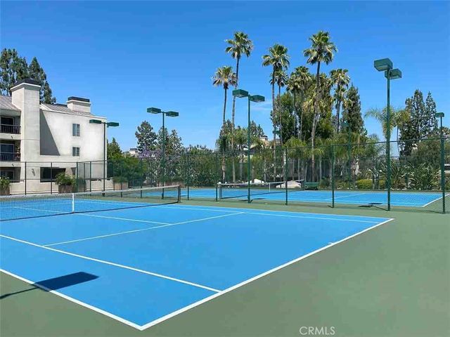 5515 Canoga Avenue 231, Woodland Hills, CA 91367