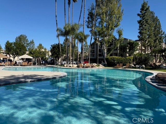 5515 Canoga Avenue 231, Woodland Hills, CA 91367