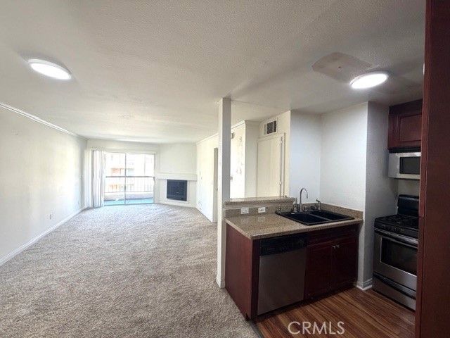 5515 Canoga Avenue 231, Woodland Hills, CA 91367