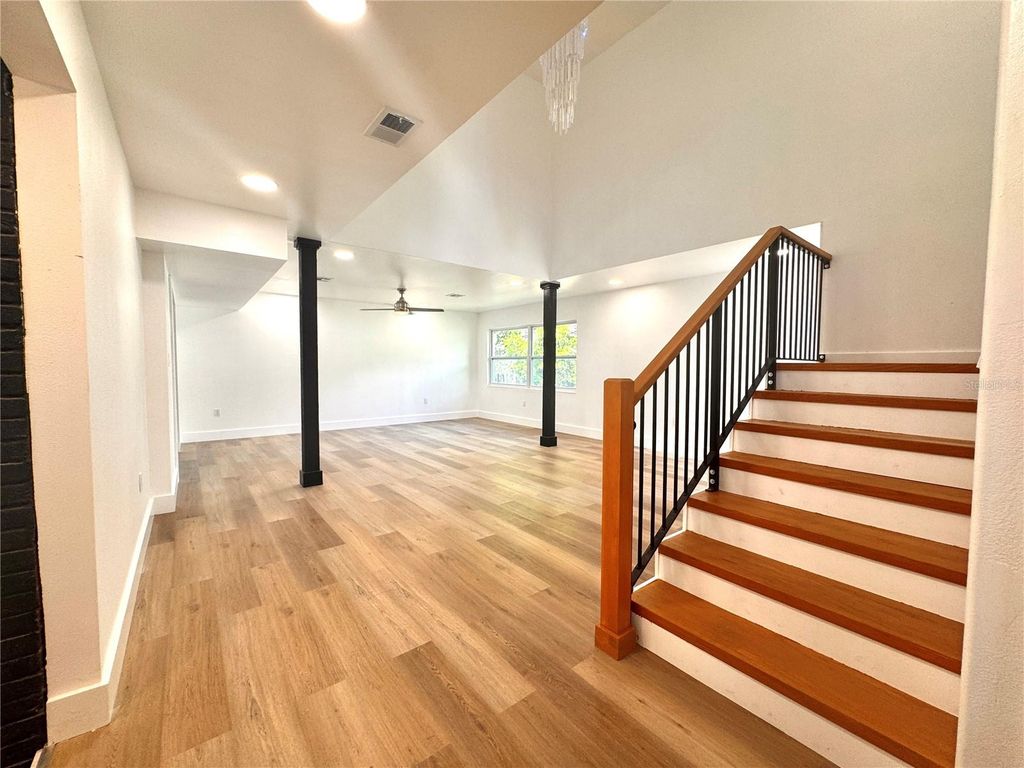 Image 2 of property listing at 14 GLENDALE DRIVE, Kissimmee, FL 34744