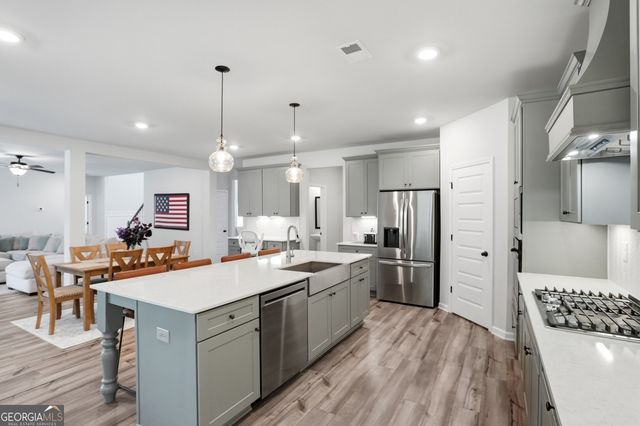 220 Bre Drive, Fayetteville, GA 30215