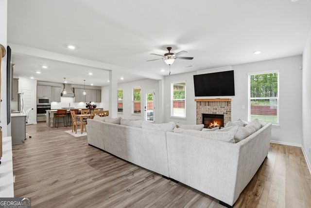 220 Bre Drive, Fayetteville, GA 30215