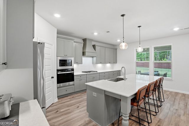 220 Bre Drive, Fayetteville, GA 30215