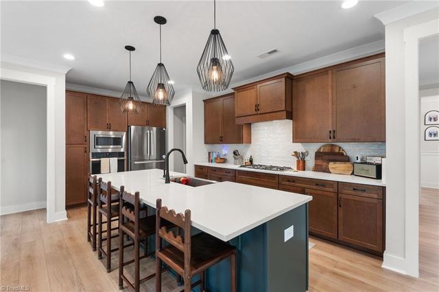 6721 Honeycutt Reserve Drive, Oak Ridge, NC 27310
