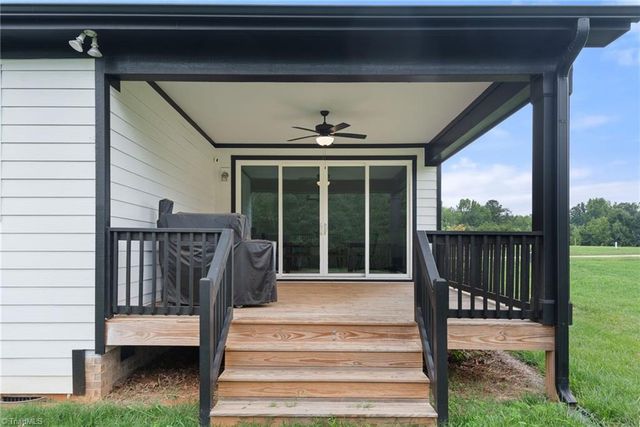 6721 Honeycutt Reserve Drive, Oak Ridge, NC 27310