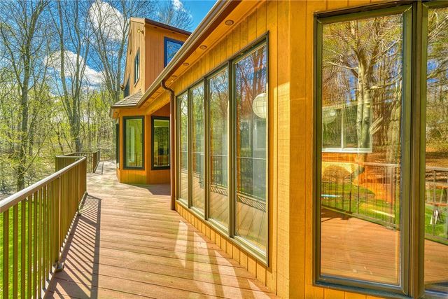 1185 Hidden Valley, Webster, NY 14580