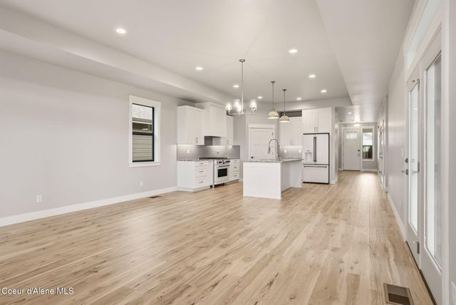 4447 W Hide Away Ln, Coeur D'alene, ID 83815
