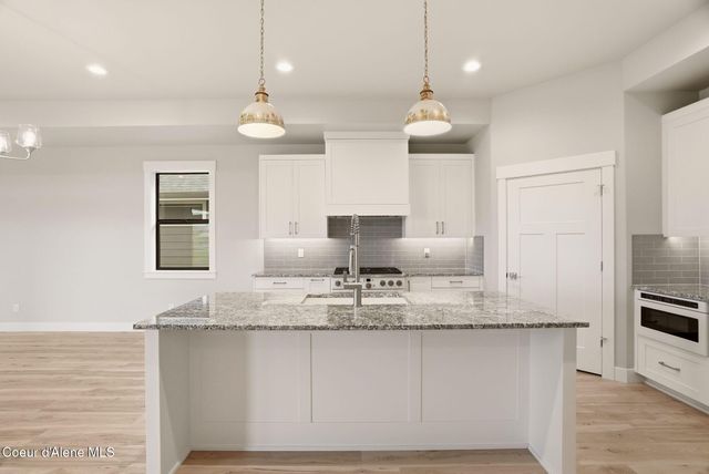 4447 W Hide Away Ln, Coeur D'alene, ID 83815