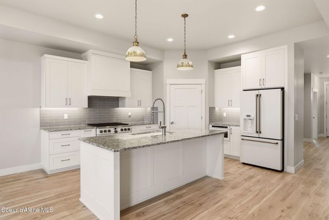 4447 W Hide Away Ln, Coeur D'alene, ID 83815