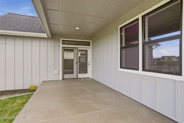 4447 W Hide Away Ln, Coeur D'alene, ID 83815