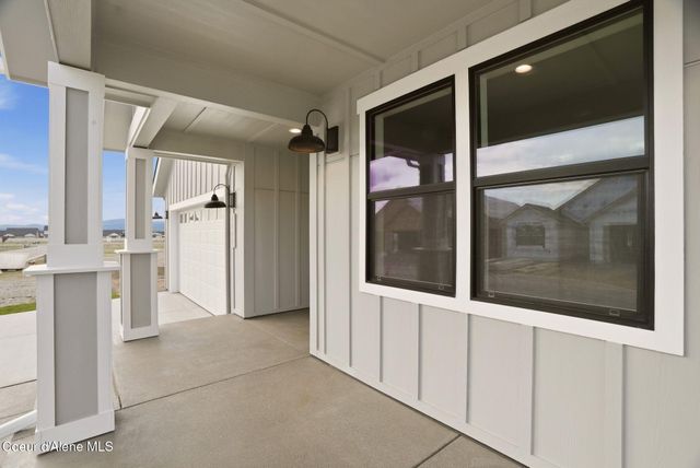 4447 W Hide Away Ln, Coeur D'alene, ID 83815