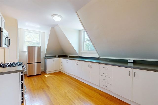 12 Bigelow Circle 3, Boston, MA 02135