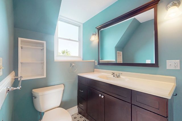 12 Bigelow Circle 3, Boston, MA 02135