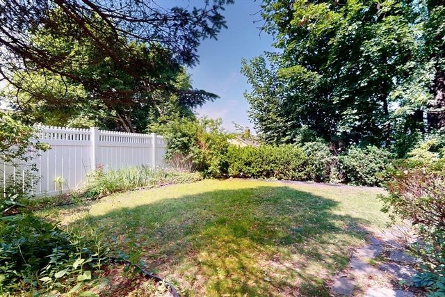 12 Bigelow Circle 3, Boston, MA 02135