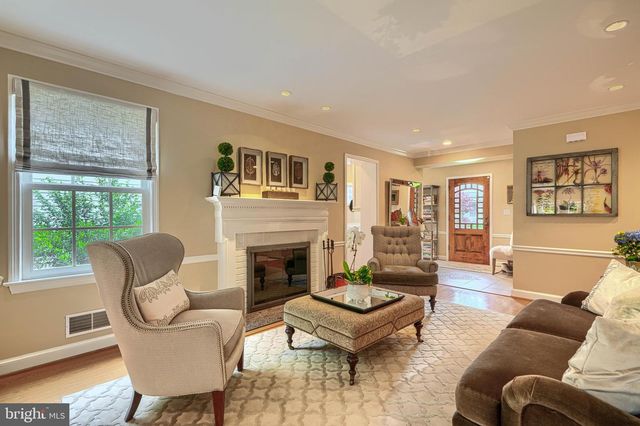 5617 NORTHFIELD RD, Bethesda, MD 20817