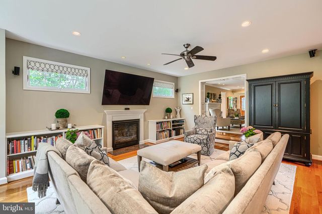 5617 NORTHFIELD RD, Bethesda, MD 20817