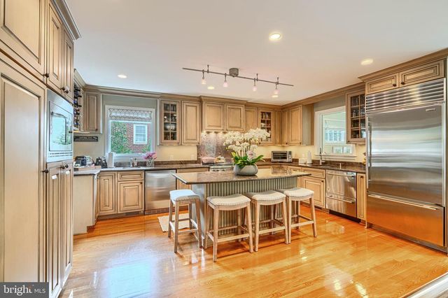 5617 NORTHFIELD RD, Bethesda, MD 20817