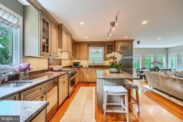 5617 NORTHFIELD RD, Bethesda, MD 20817