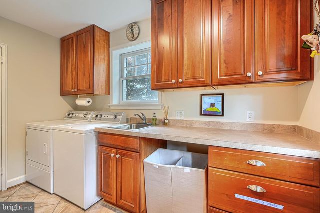 5617 NORTHFIELD RD, Bethesda, MD 20817