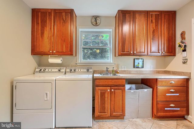 5617 NORTHFIELD RD, Bethesda, MD 20817
