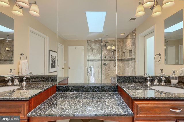 5617 NORTHFIELD RD, Bethesda, MD 20817