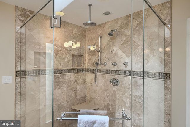 5617 NORTHFIELD RD, Bethesda, MD 20817