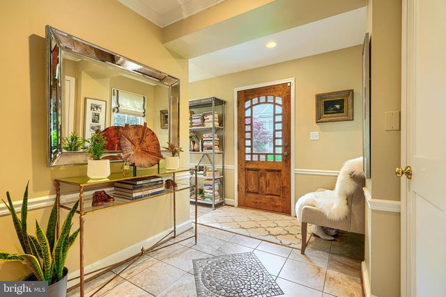 5617 NORTHFIELD RD, Bethesda, MD 20817