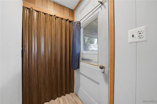 350 East Street, Buffalo, NY 14207